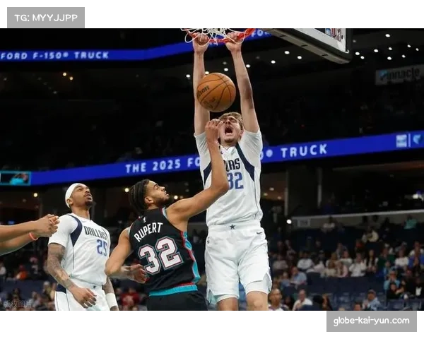 米德尔顿5投1中仅得2分 独行侠前锋进攻状态陷入低迷 米德尔顿5投1中仅得2分 独行侠前锋进攻状态陷入低迷