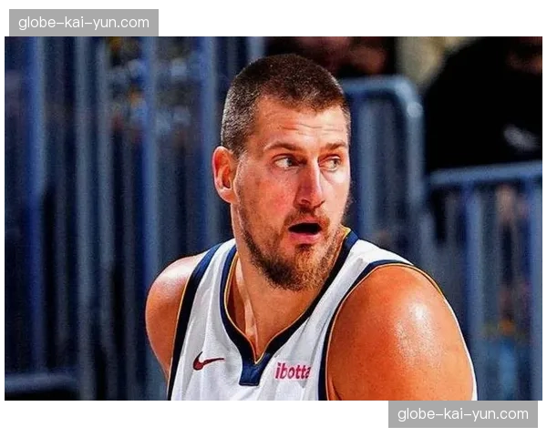 约基奇高位策应受限 森林狼提前换防切断传球路线